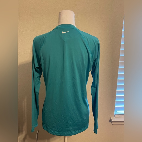NWT, Nike Swim Tee, Women, Large, Aqua color. - Picture 4 of 5